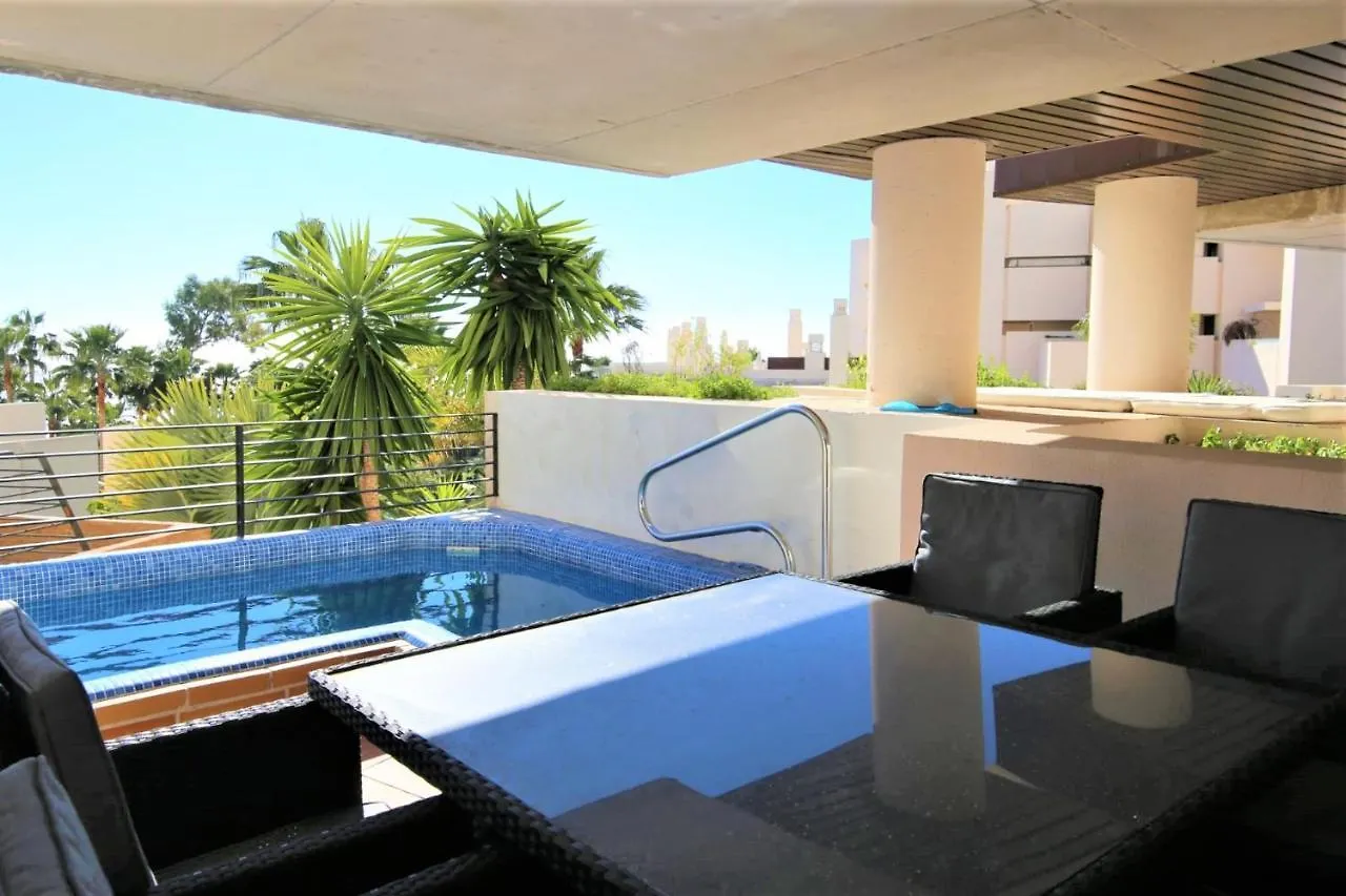 Estepona East Apartment Mia