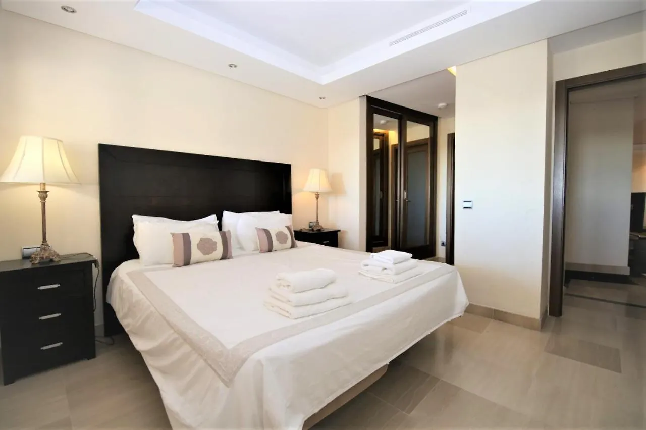 Estepona East Apartment Mia