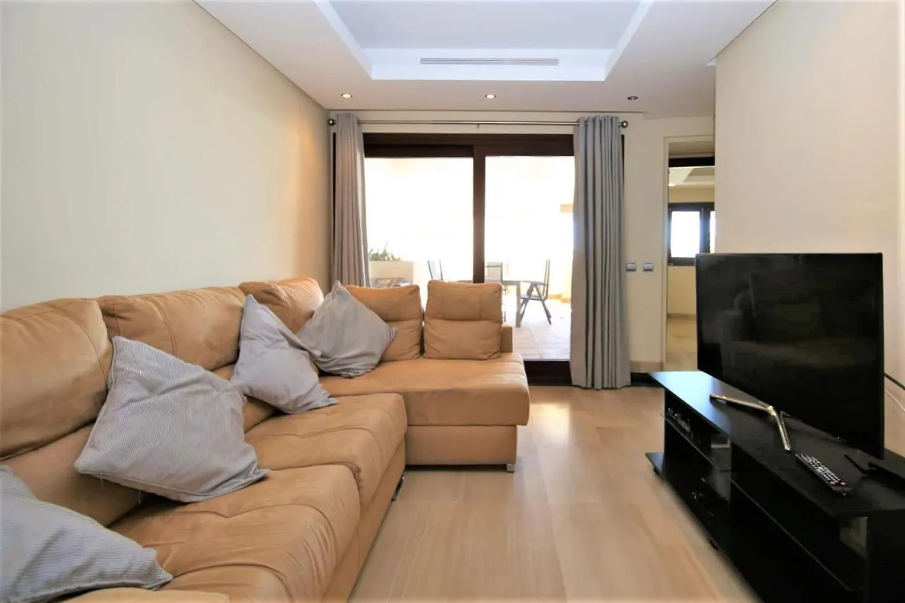 Estepona East Apartment Mia